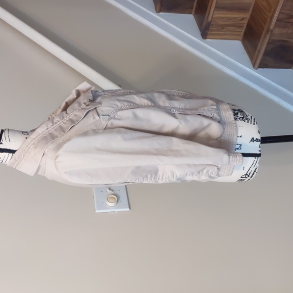 White House Black Market Jacket - Picture 3 of 10